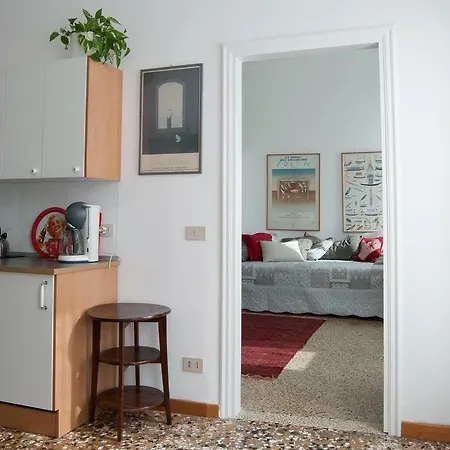 Fustenburgstrasse 3 Апартаменты *